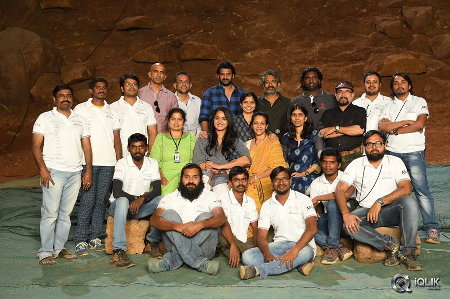 Baahubali-2-Pumpkin-Breaking-Function